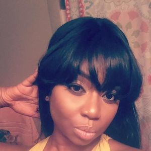 Meet your Posher, Natalie